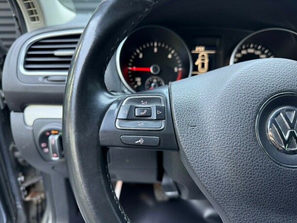 volkswagen-golf-diesel-2013-big-14