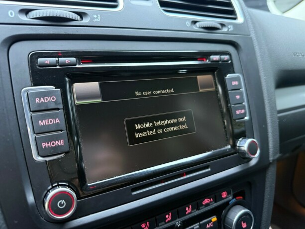 volkswagen-golf-diesel-2013-big-18