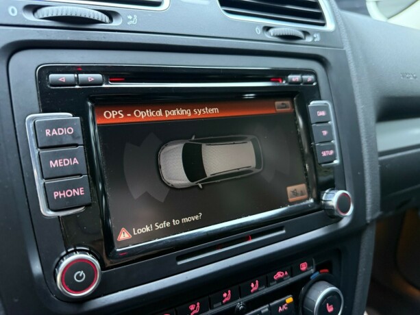 volkswagen-golf-diesel-2013-big-17