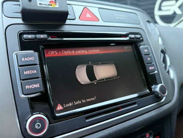 volkswagen-tiguan-diesel-2010-big-17