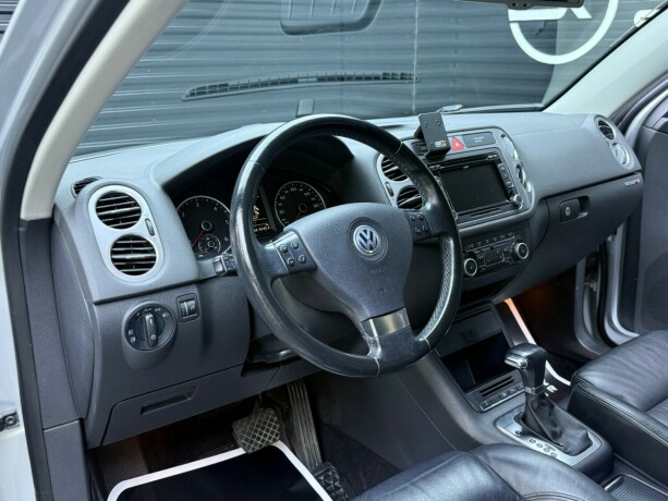 volkswagen-tiguan-diesel-2010-big-10