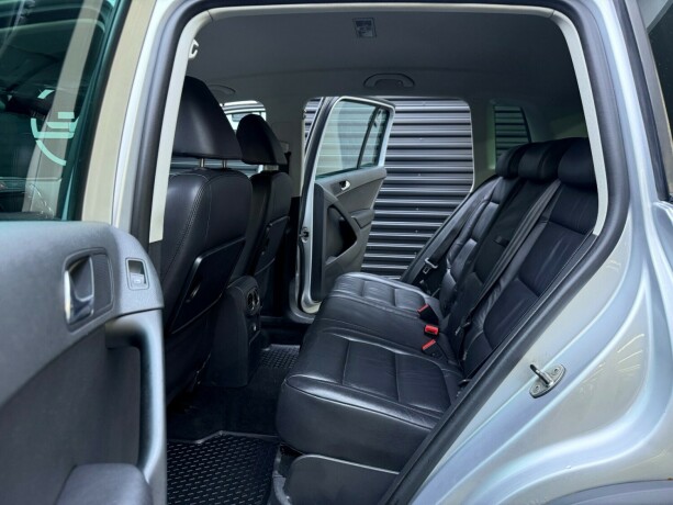 volkswagen-tiguan-diesel-2010-big-27