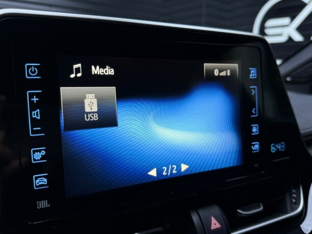 toyota-c-hr-elektrisitetbensin-2019-big-20