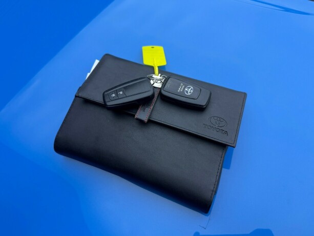 toyota-c-hr-elektrisitetbensin-2019-big-30