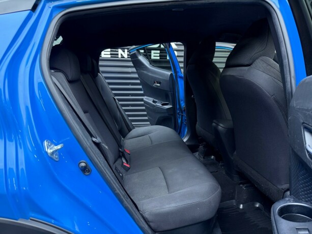 toyota-c-hr-elektrisitetbensin-2019-big-27