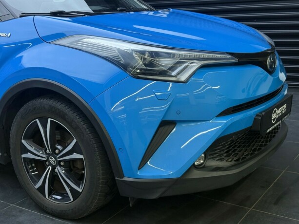 toyota-c-hr-elektrisitetbensin-2019-big-2