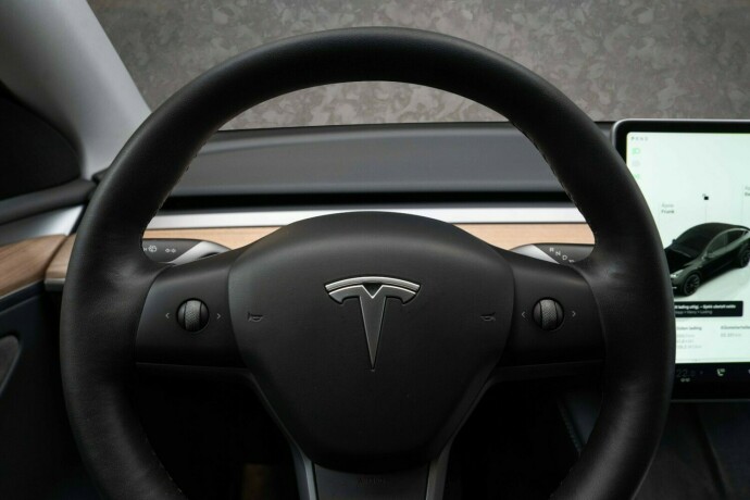tesla-model-y-elektrisitet-2023-big-12
