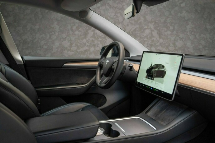 tesla-model-y-elektrisitet-2023-big-30