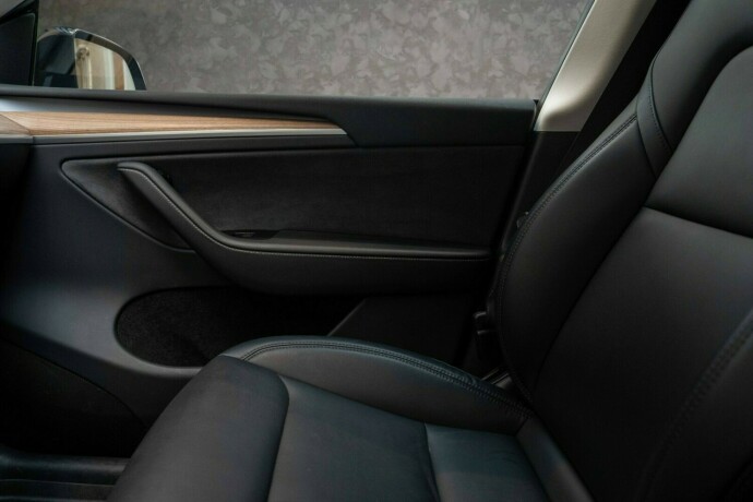 tesla-model-y-elektrisitet-2023-big-16