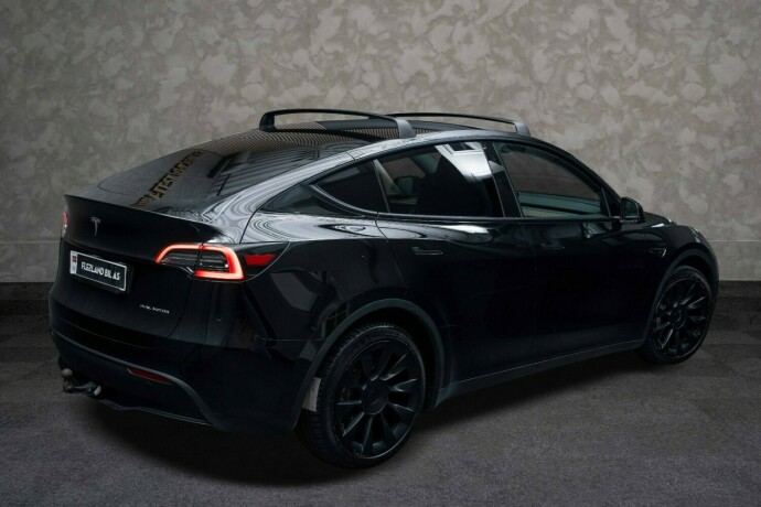 tesla-model-y-elektrisitet-2023-big-11