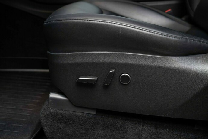 tesla-model-y-elektrisitet-2023-big-24