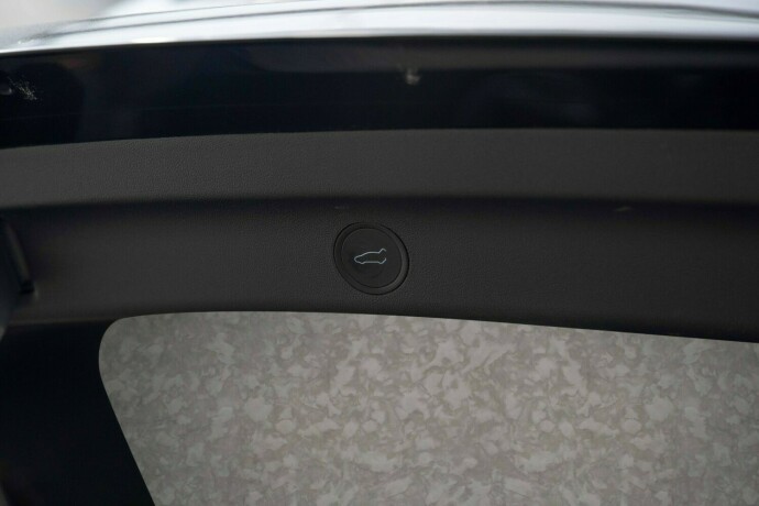 tesla-model-y-elektrisitet-2023-big-32