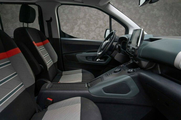 citroen-berlingo-diesel-2020-big-28