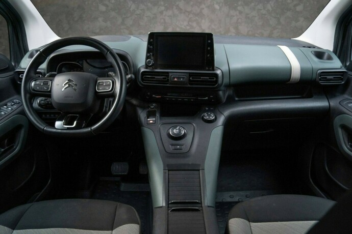 citroen-berlingo-diesel-2020-big-27