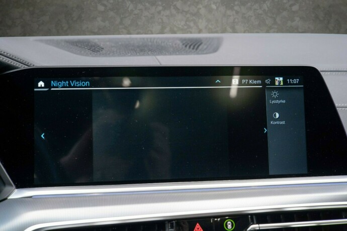 bmw-x5-elektrisitetbensin-2021-big-31