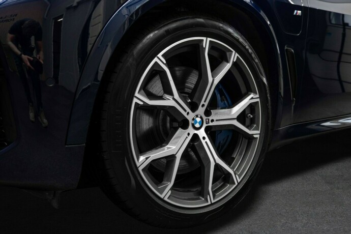 bmw-x5-elektrisitetbensin-2021-big-4