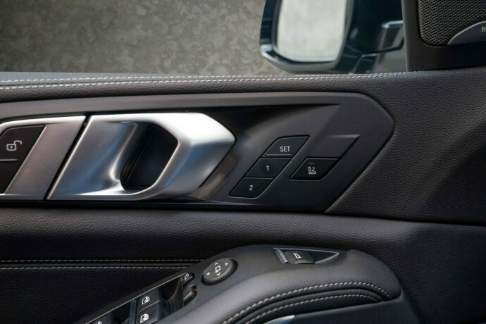 bmw-x5-elektrisitetbensin-2021-big-35