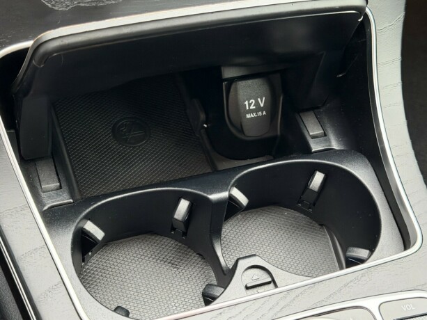 mercedes-benz-c-klasse-elektrisitetbensin-2018-big-17