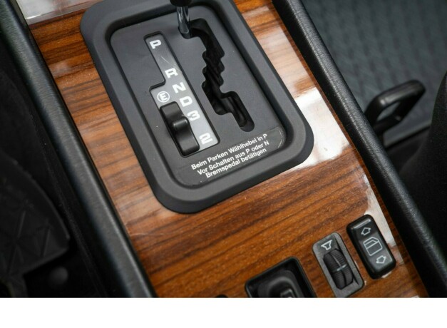 mercedes-benz-e-klasse-bensin-1991-big-53