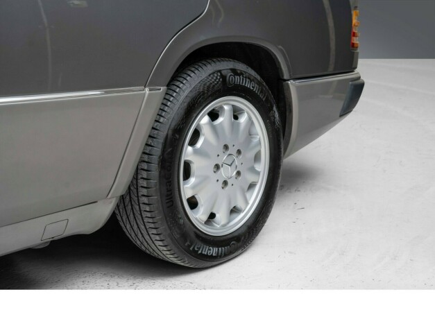 mercedes-benz-e-klasse-bensin-1991-big-9