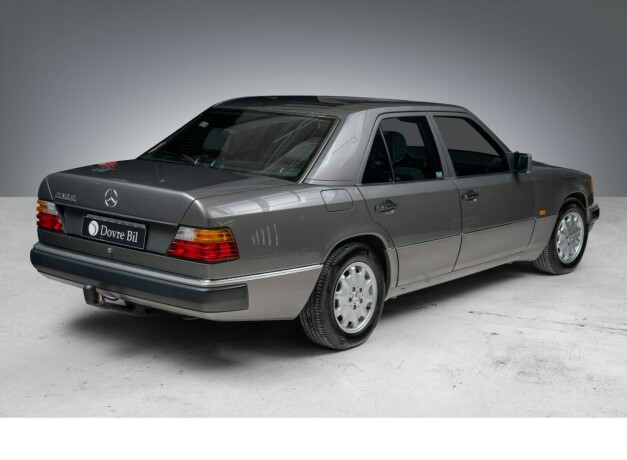 mercedes-benz-e-klasse-bensin-1991-big-5