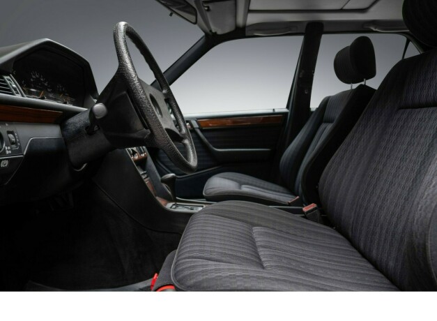 mercedes-benz-e-klasse-bensin-1991-big-29