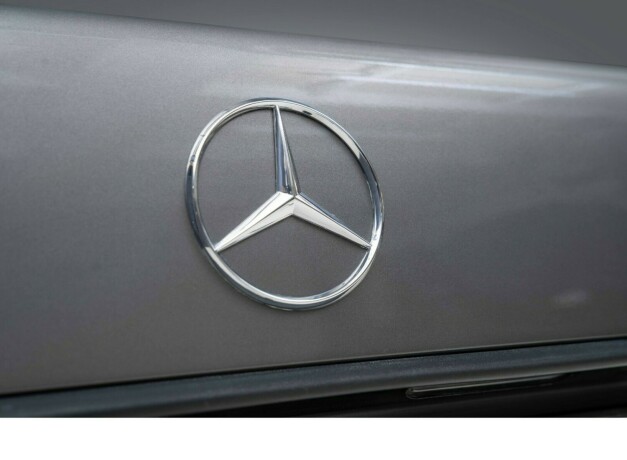 mercedes-benz-e-klasse-bensin-1991-big-27