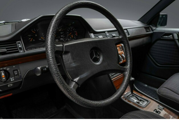 mercedes-benz-e-klasse-bensin-1991-big-42