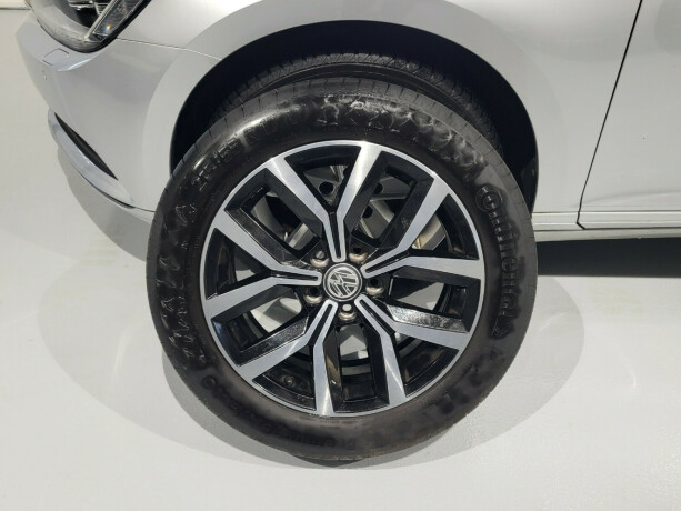 volkswagen-passat-diesel-2016-big-29