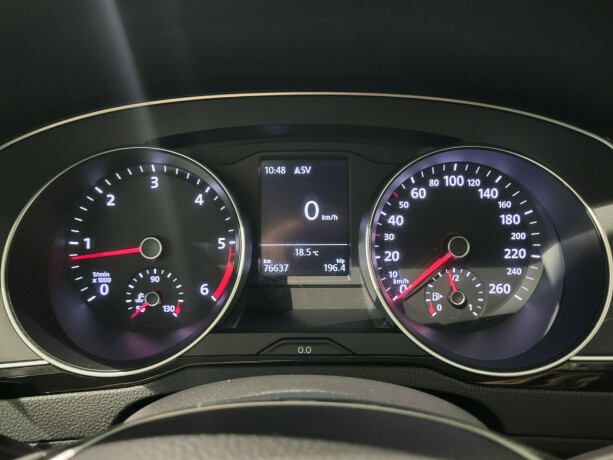 volkswagen-passat-diesel-2016-big-13