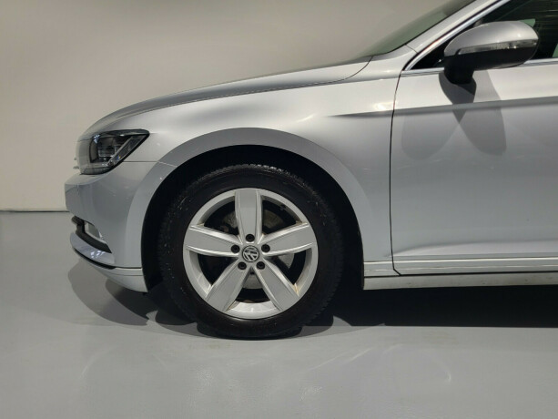 volkswagen-passat-diesel-2016-big-6