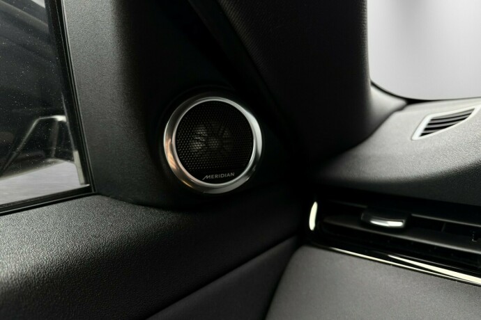 land-rover-range-rover-evoque-plug-in-petrol-2021-big-37