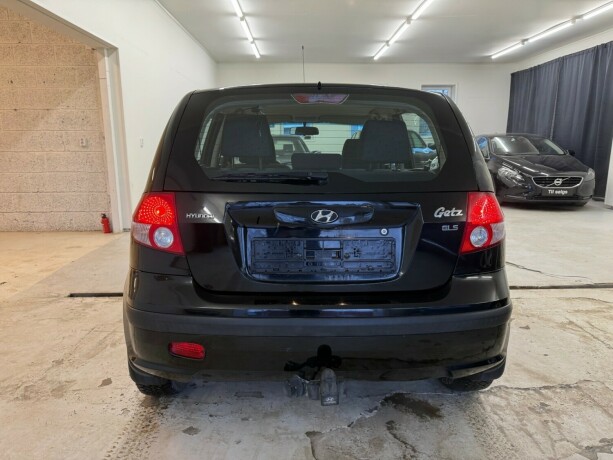 hyundai-getz-bensin-2004-big-3