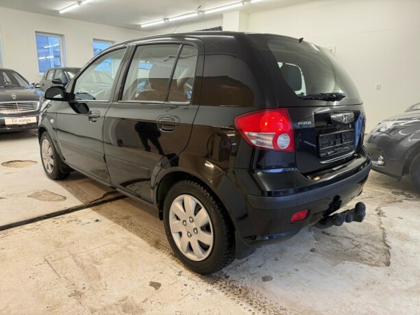 hyundai-getz-bensin-2004-big-4