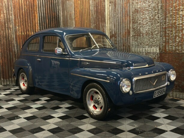 volvo-pv-bensin-1957-big-0