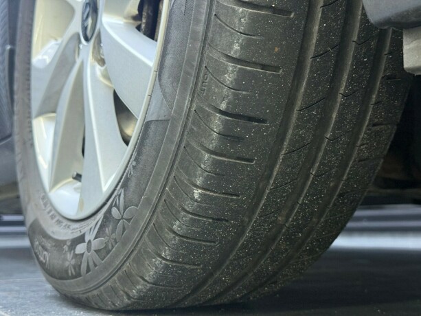 kia-rio-bensin-2016-big-8