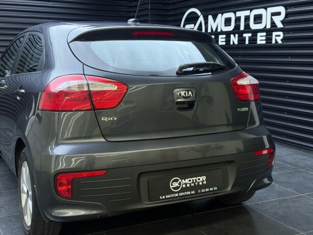 kia-rio-bensin-2016-big-5