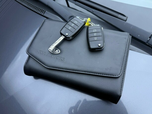 kia-rio-bensin-2016-big-28