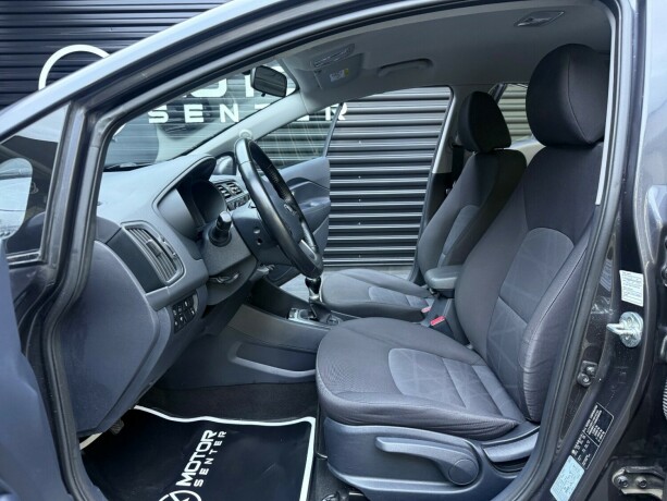 kia-rio-bensin-2016-big-24