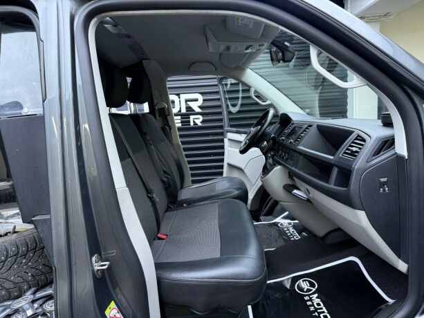 volkswagen-transporter-diesel-2017-big-30