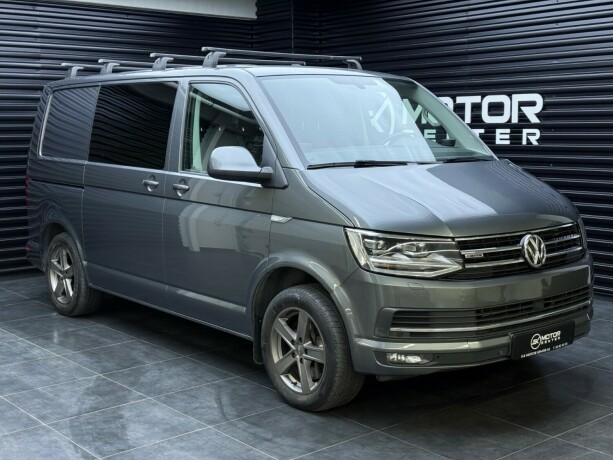 volkswagen-transporter-diesel-2017-big-0