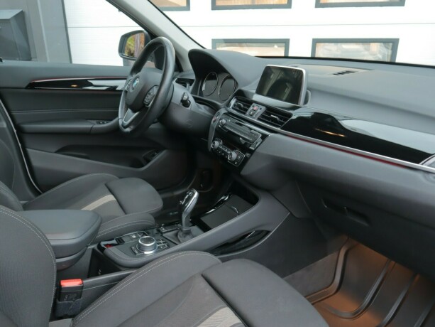 bmw-x1-diesel-2018-big-11