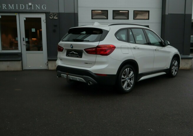 bmw-x1-diesel-2018-big-1