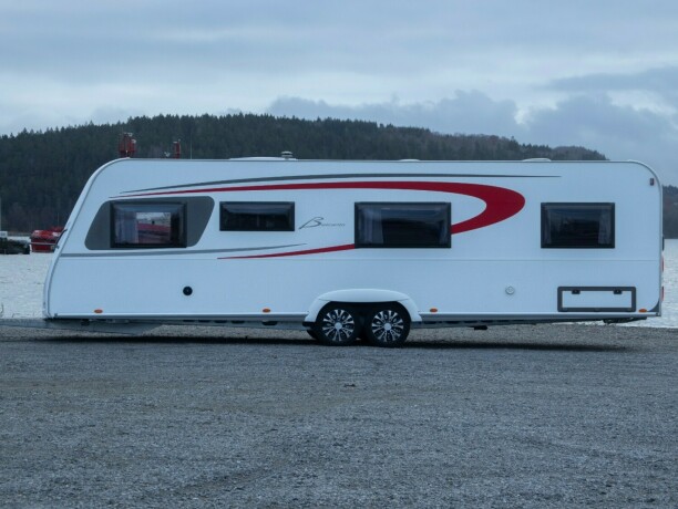 burstner-belcanto-2012-big-1