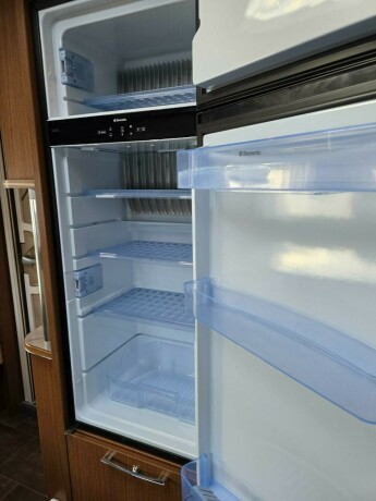 burstner-belcanto-2012-big-21