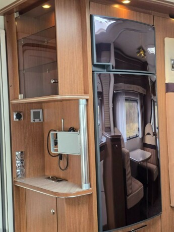 burstner-belcanto-2012-big-8