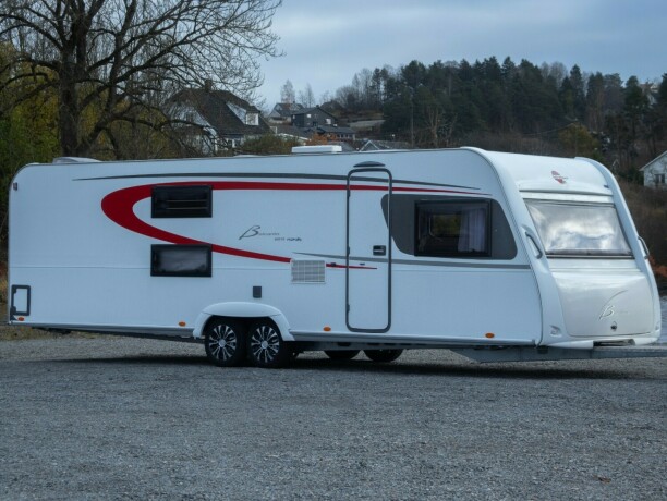 burstner-belcanto-2012-big-3