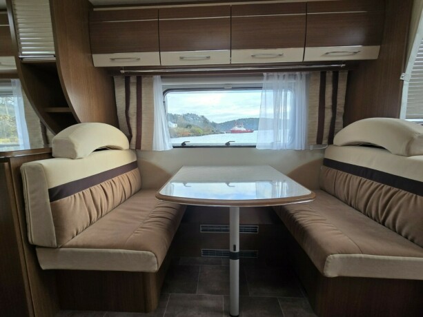 burstner-belcanto-2012-big-26