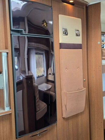 burstner-belcanto-2012-big-18