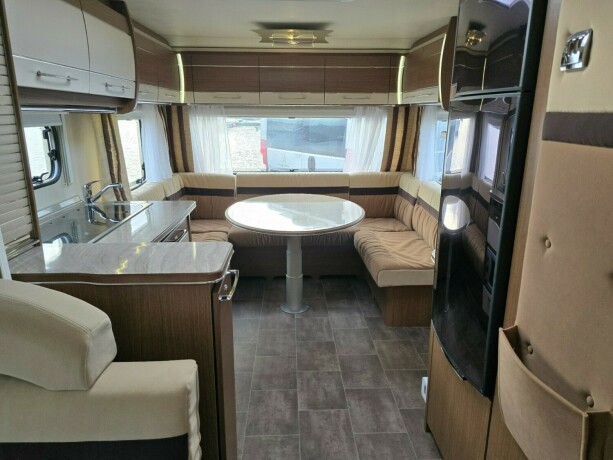 burstner-belcanto-2012-big-16